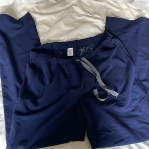 Men’s navy blue Figs scrub pants - size medium